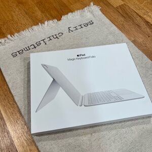 Magic Keyboard folio for IPad 10th gen